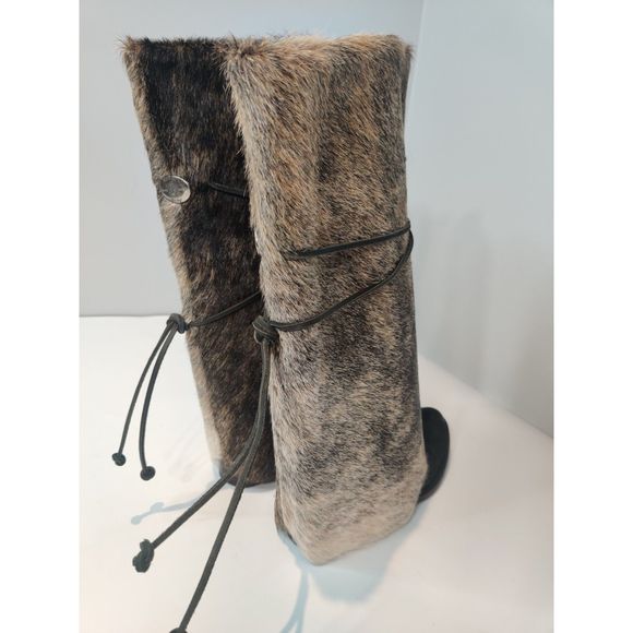 BNWOT Hair on Hide Boot Rugs Black and White - Picture 4 of 10